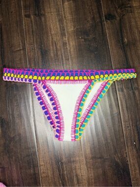 Kiini Yaz Crochet Trim Bikini Bottom White M Medium – Good Condition